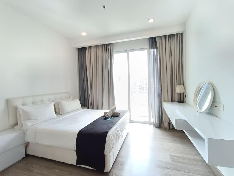 Rm219 Bukit Bintang Balcony Infinty Pool Apartment *